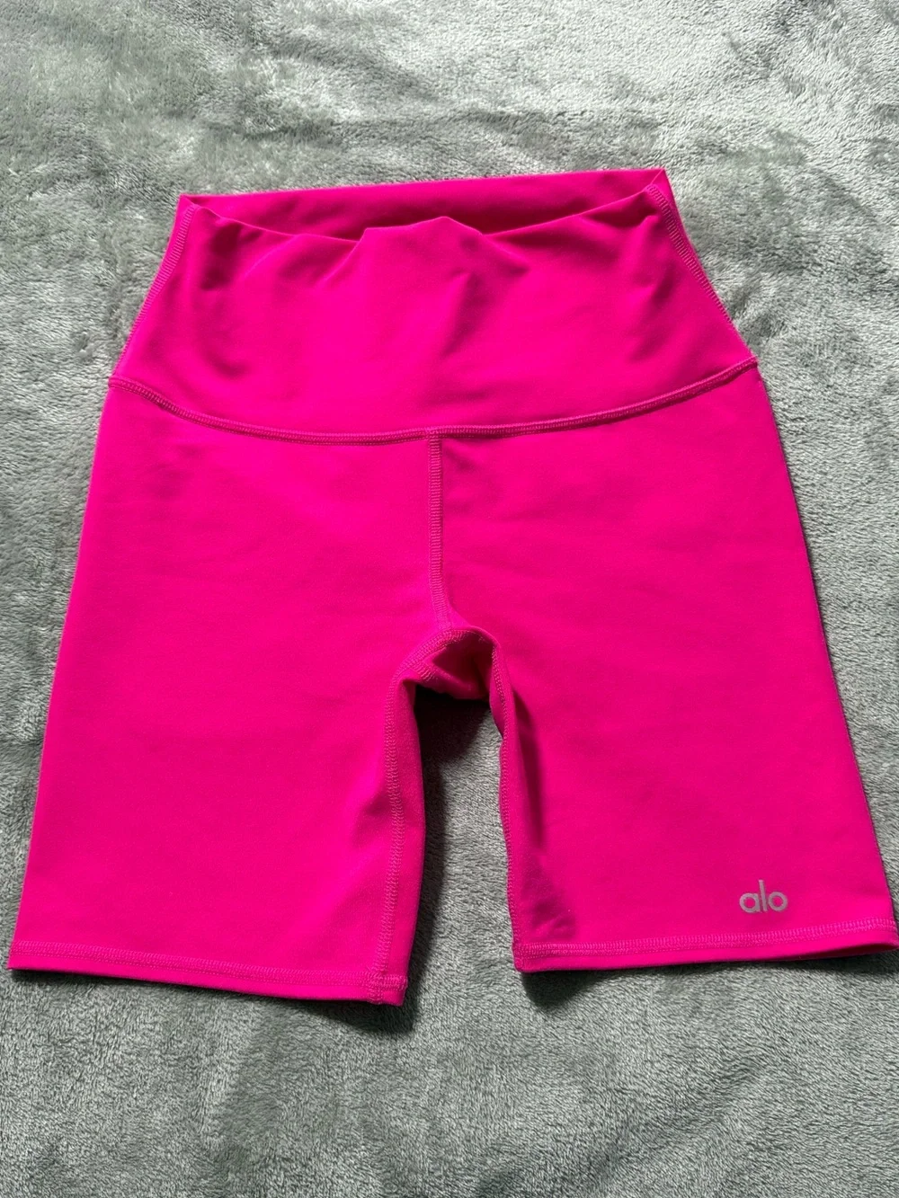 ALO Yoga High-Rise Bike Shorts in Hot Pink